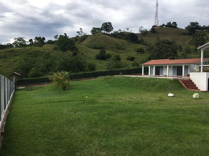 Finca en venta en Kilometro 41, Manizales, 2673 m² · foto 7 de 24