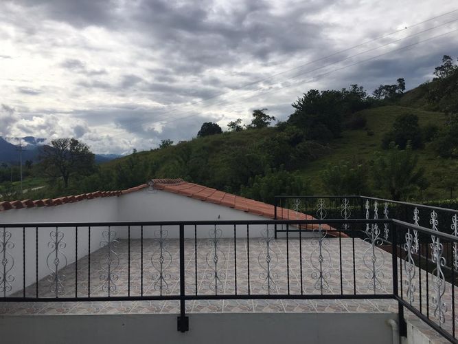 Finca en venta en Kilometro 41, Manizales, 2673 m² · foto 3 de 24