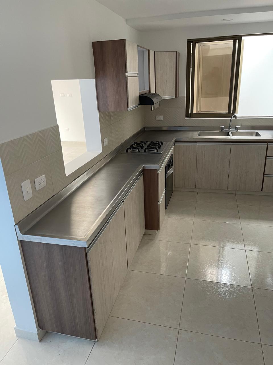 Casa en venta en Berlin, Pereira · foto 5 de 19