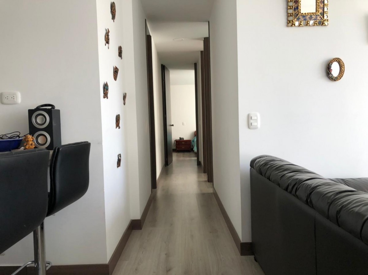 Apartamento en venta en La Cumbre, Manizales · foto 8 de 14