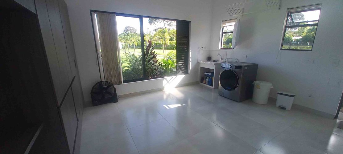 Casa de 5 alcobas en venta en Puerto Espejo, Armenia, 456 m² · foto 5 de 24