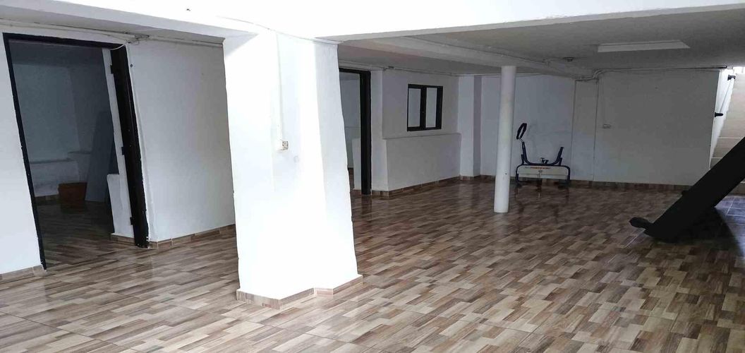 Casa de 7 alcobas en venta en La Cabaña, Armenia, 248 m² · foto 2 de 24
