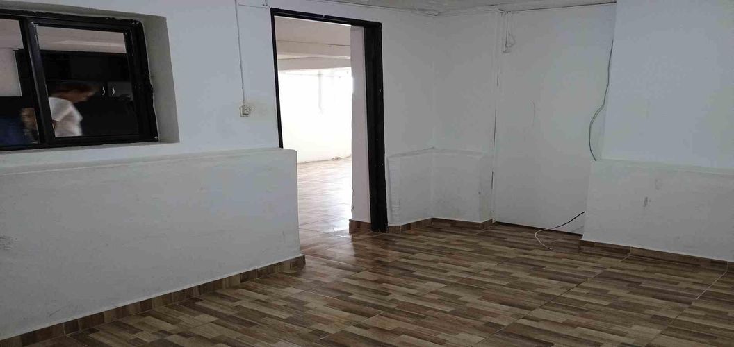 Casa de 7 alcobas en venta en La Cabaña, Armenia, 248 m² · foto 4 de 24