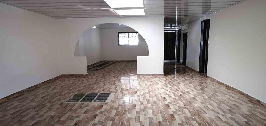 Casa de 7 alcobas en venta en La Cabaña, Armenia, 248 m² · foto 17 de 24