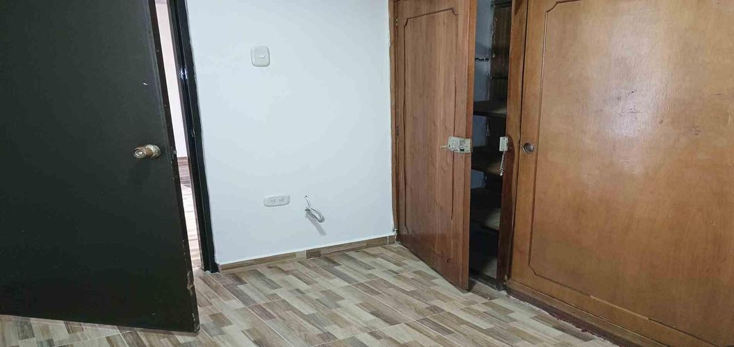 Casa de 7 alcobas en venta en La Cabaña, Armenia, 248 m² · foto 19 de 24