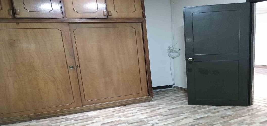 Casa de 7 alcobas en venta en La Cabaña, Armenia, 248 m² · foto 23 de 24