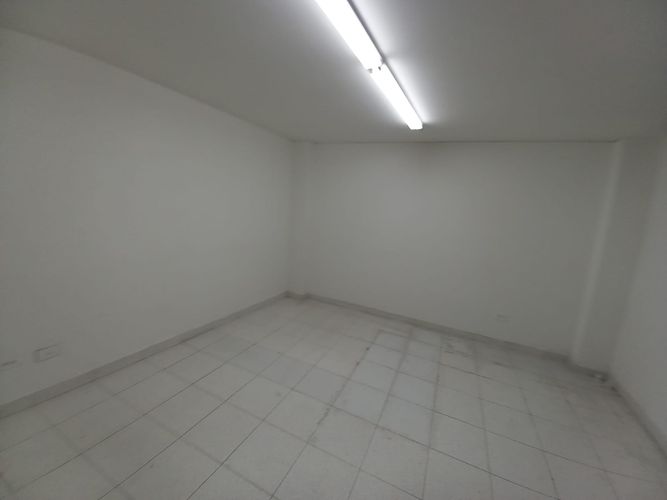 Oficina en arriendo en El Centro, Manizales, 17 m² · foto 4 de 19