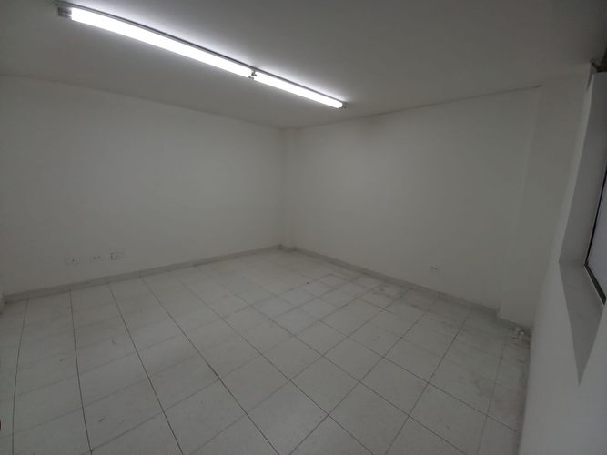 Oficina en arriendo en El Centro, Manizales, 17 m² · foto 6 de 19