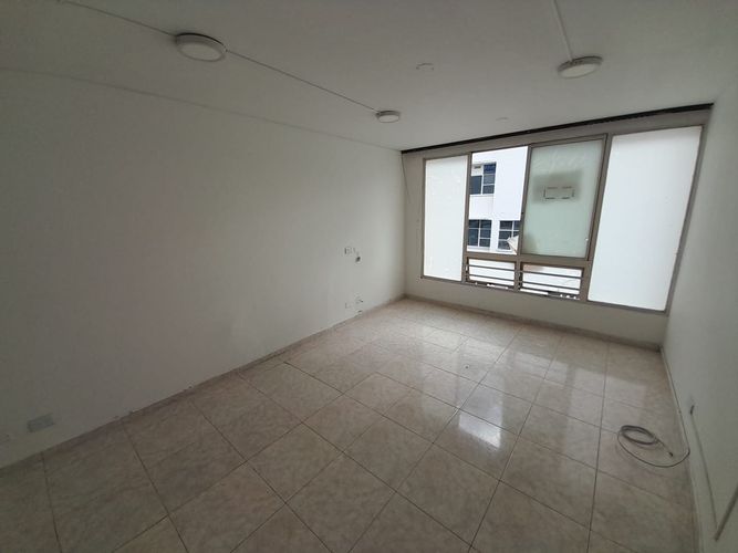 Oficina en arriendo en Central, Pereira, 18 m² · foto 4 de 16