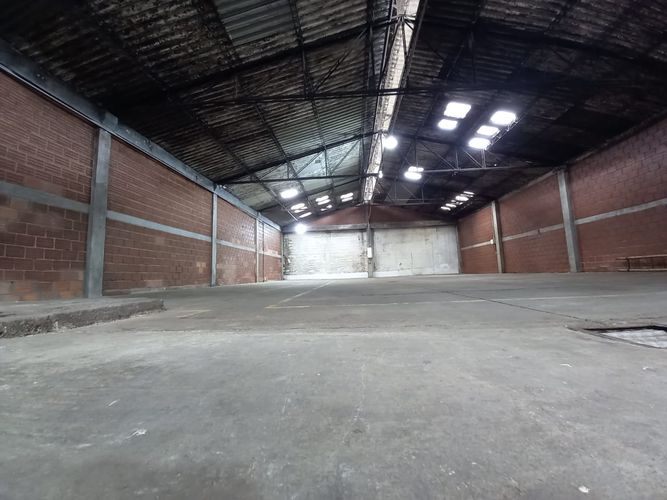 Bodega en venta en Liborio, Manizales, 430 m² · foto 6 de 24