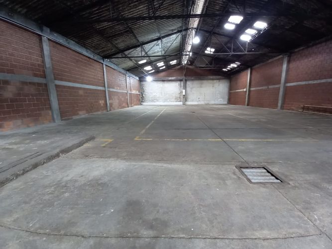 Bodega en venta en Liborio, Manizales, 430 m² · foto 9 de 24