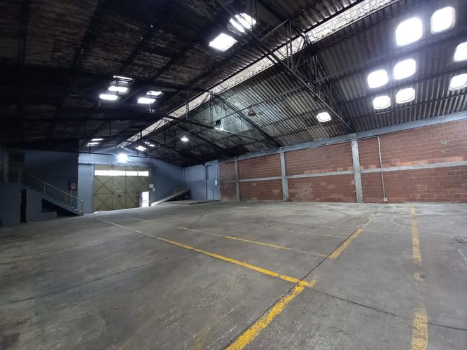 Bodega en venta en Liborio, Manizales, 430 m² · foto 13 de 24