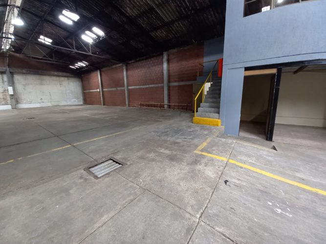Bodega en venta en Liborio, Manizales, 430 m² · foto 21 de 24