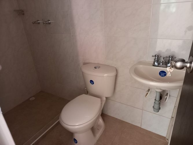 Local en venta en Los Alcazares, Manizales, 41 m² · foto 9 de 9