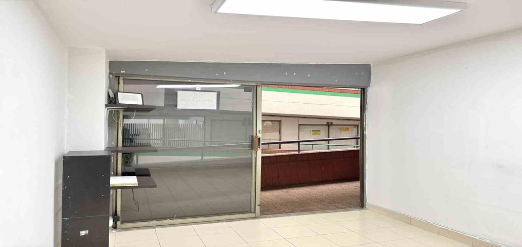 Local en venta en Sector Plaza De Bolivar, Pereira, 11 m² · foto 7 de 10