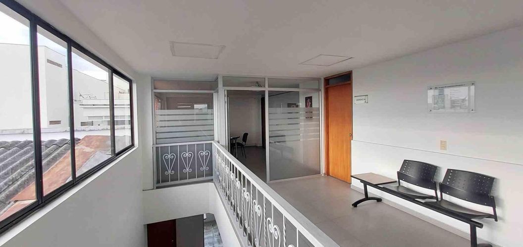 Edificio en venta en Versalles, Manizales, 590 m² · foto 22 de 24