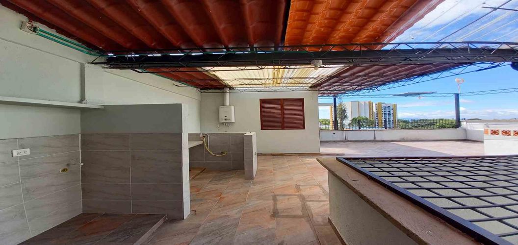 Oficina en arriendo en Maraya, Pereira, 35 m² · foto 22 de 24