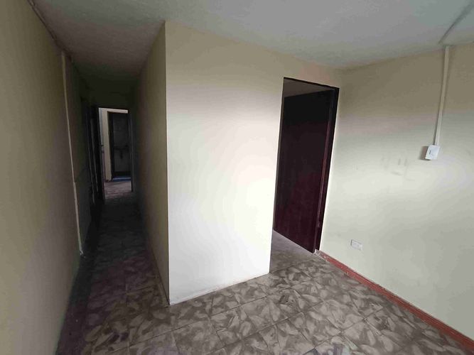 Casa de 5 alcobas en venta en Berlin, Armenia, 140 m² · foto 15 de 18