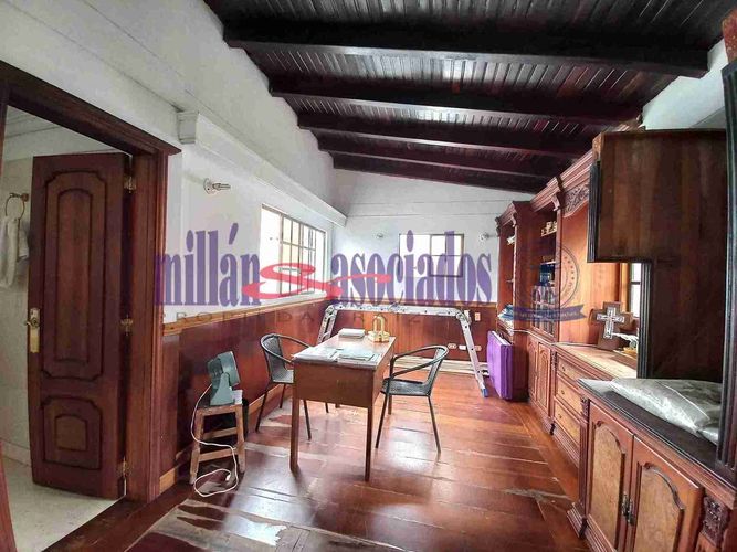 Casa de 4 alcobas en venta en Pinares, Pereira, 300 m² · foto 8 de 17