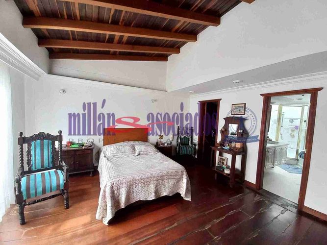 Casa de 4 alcobas en venta en Pinares, Pereira, 300 m² · foto 12 de 17