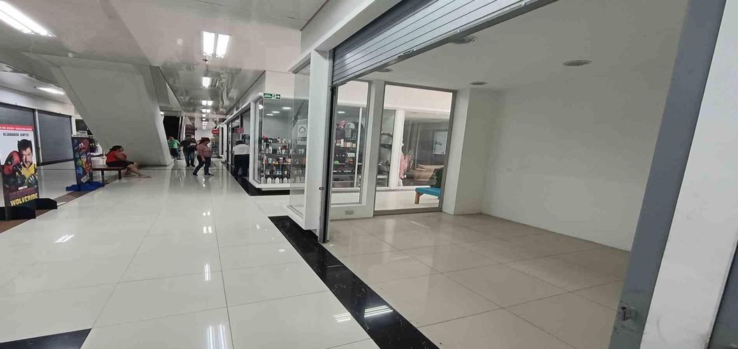 Local en arriendo en Bosques De Pinares, Armenia, 10 m² · foto 10 de 19