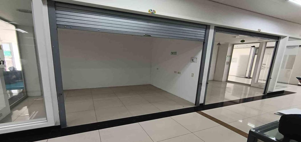 Local en arriendo en Bosques De Pinares, Armenia, 10 m² · foto 12 de 19