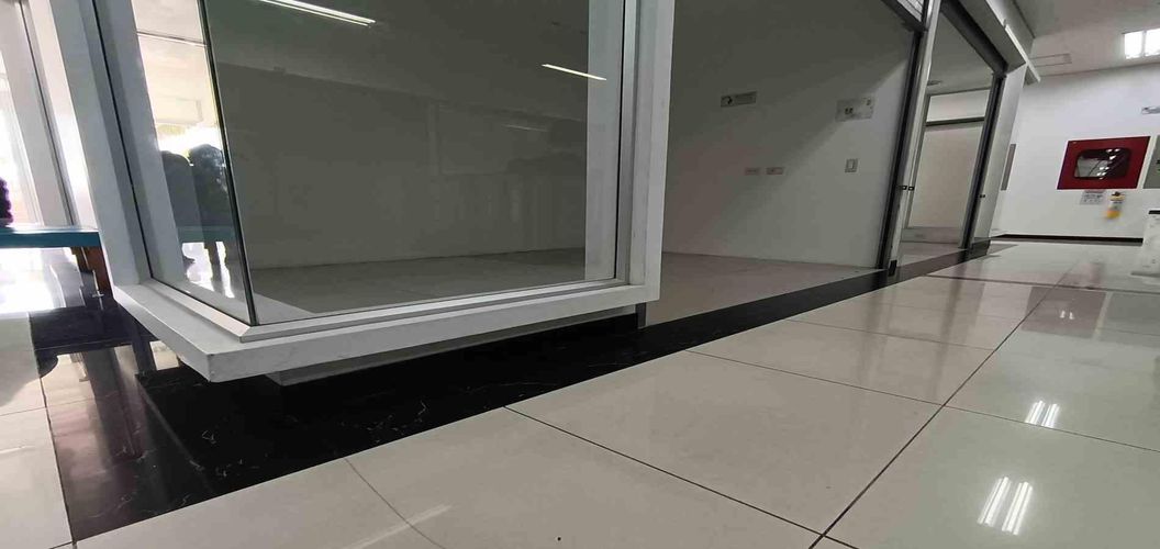 Local en arriendo en Bosques De Pinares, Armenia, 10 m² · foto 14 de 19