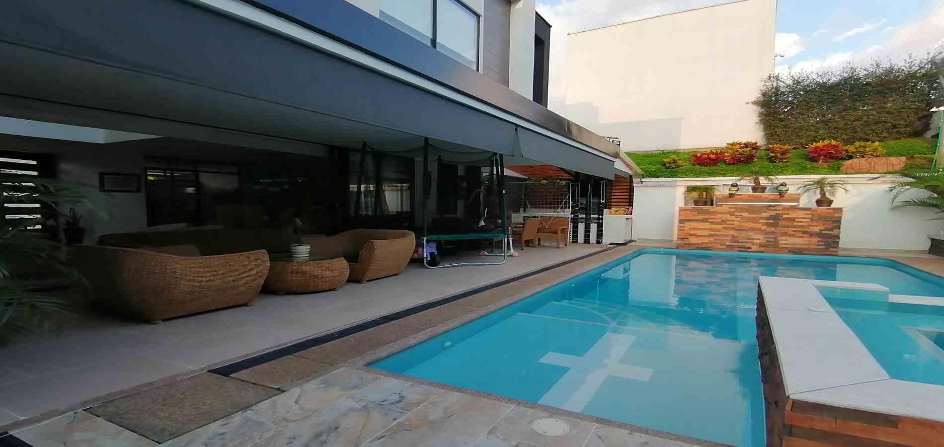 Casa en venta en La Pradera, Dosquebradas · foto 3 de 24