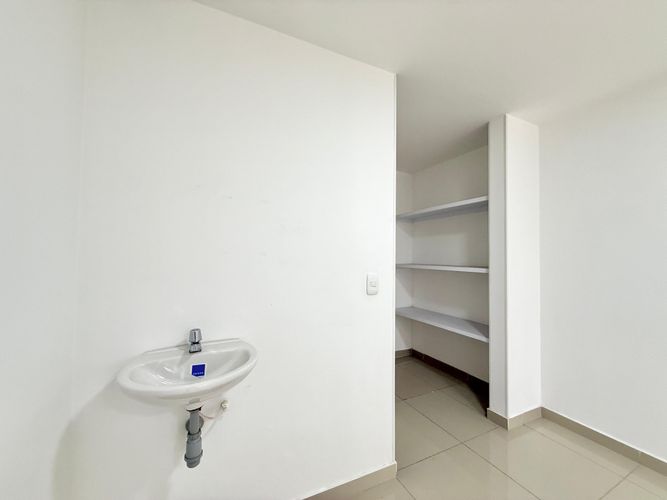 Consultorio en arriendo en Sector Plaza De Bolivar, Pereira, 15 m² · foto 10 de 11