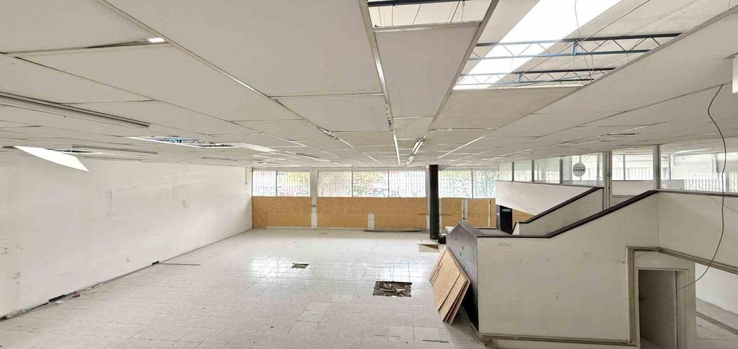 Local en arriendo en Sector Plaza De Bolivar, Pereira, 170 m² · foto 19 de 20