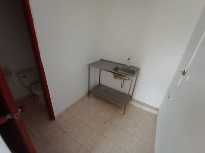 Local en venta en Cañaveral I, Pereira, 18 m² · foto 8 de 15