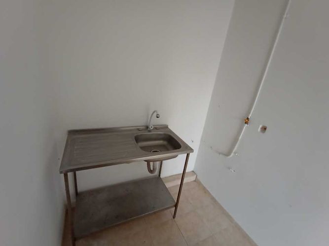 Local en venta en Cañaveral I, Pereira, 18 m² · foto 10 de 15