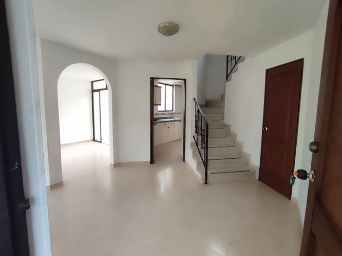 Casa de 4 alcobas en venta en Gaviotas, Pereira, 153 m² · foto 6 de 24