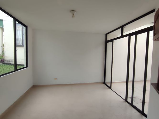 Casa de 4 alcobas en venta en Gaviotas, Pereira, 153 m² · foto 9 de 24