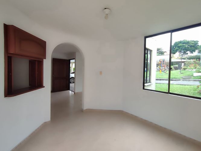 Casa de 4 alcobas en venta en Gaviotas, Pereira, 153 m² · foto 10 de 24