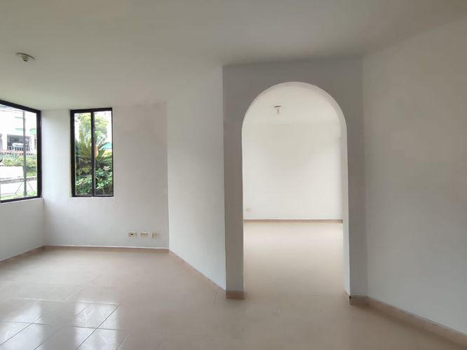 Casa de 4 alcobas en venta en Gaviotas, Pereira, 153 m² · foto 11 de 24