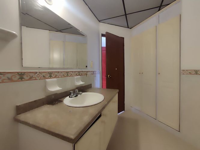 Casa de 4 alcobas en venta en Gaviotas, Pereira, 153 m² · foto 14 de 24