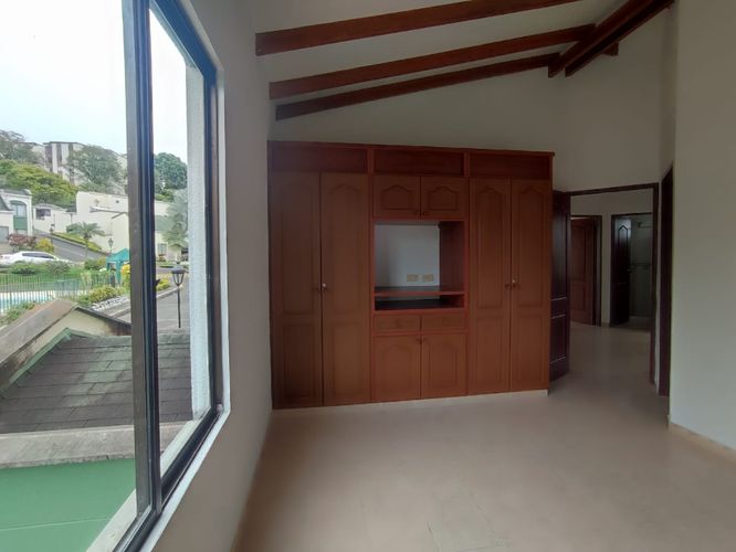 Casa de 4 alcobas en venta en Gaviotas, Pereira, 153 m² · foto 20 de 24