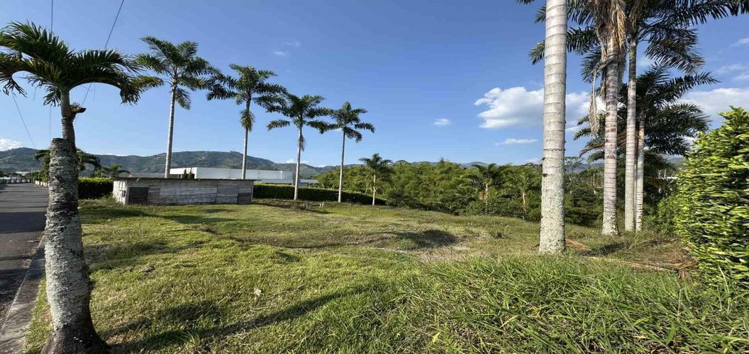 Lote en venta en Combia, Pereira, 2000 m² · foto 2 de 17