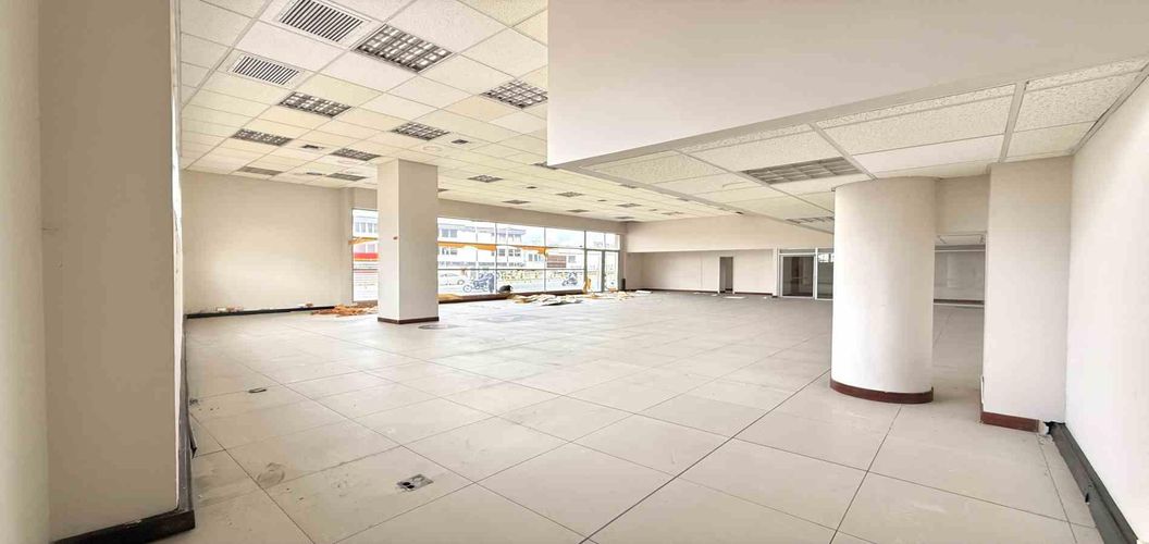 Local en venta en San Jose Sur, Pereira, 307 m² · foto 4 de 18