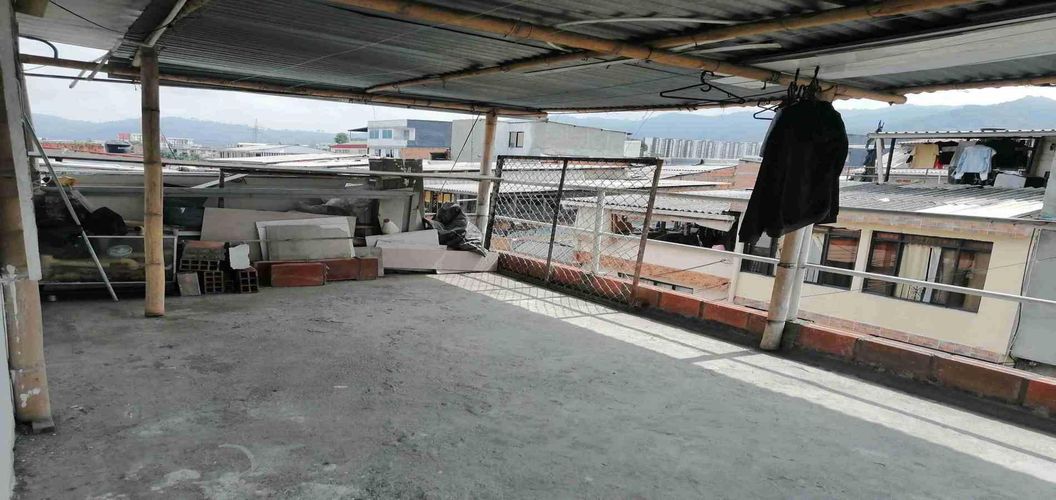 Edificio en venta en El Japon, Dosquebradas, 200 m² · foto 5 de 24
