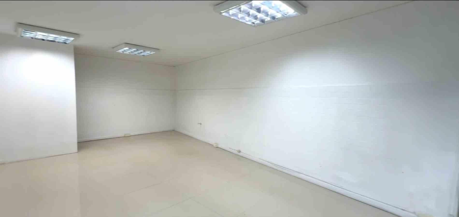 Retail space for rent in Circunvalar - alamos, Pereira