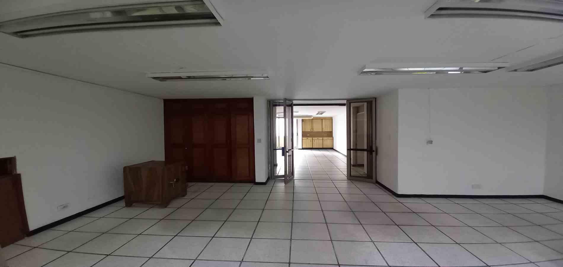 Apartamento en venta en Sector Plaza De Bolivar, Pereira · foto 3 de 24
