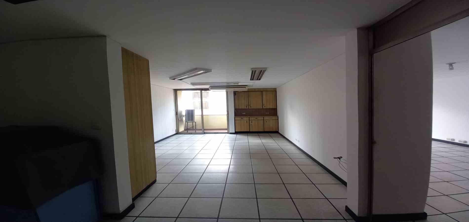Apartamento en venta en Sector Plaza De Bolivar, Pereira · foto 5 de 24