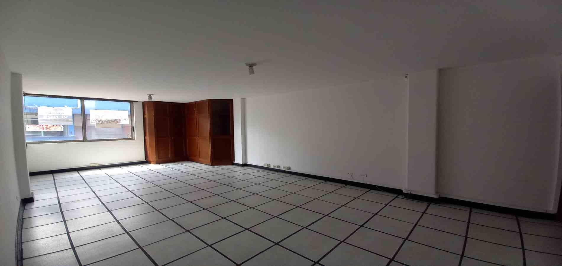 Apartamento en venta en Sector Plaza De Bolivar, Pereira · foto 11 de 24