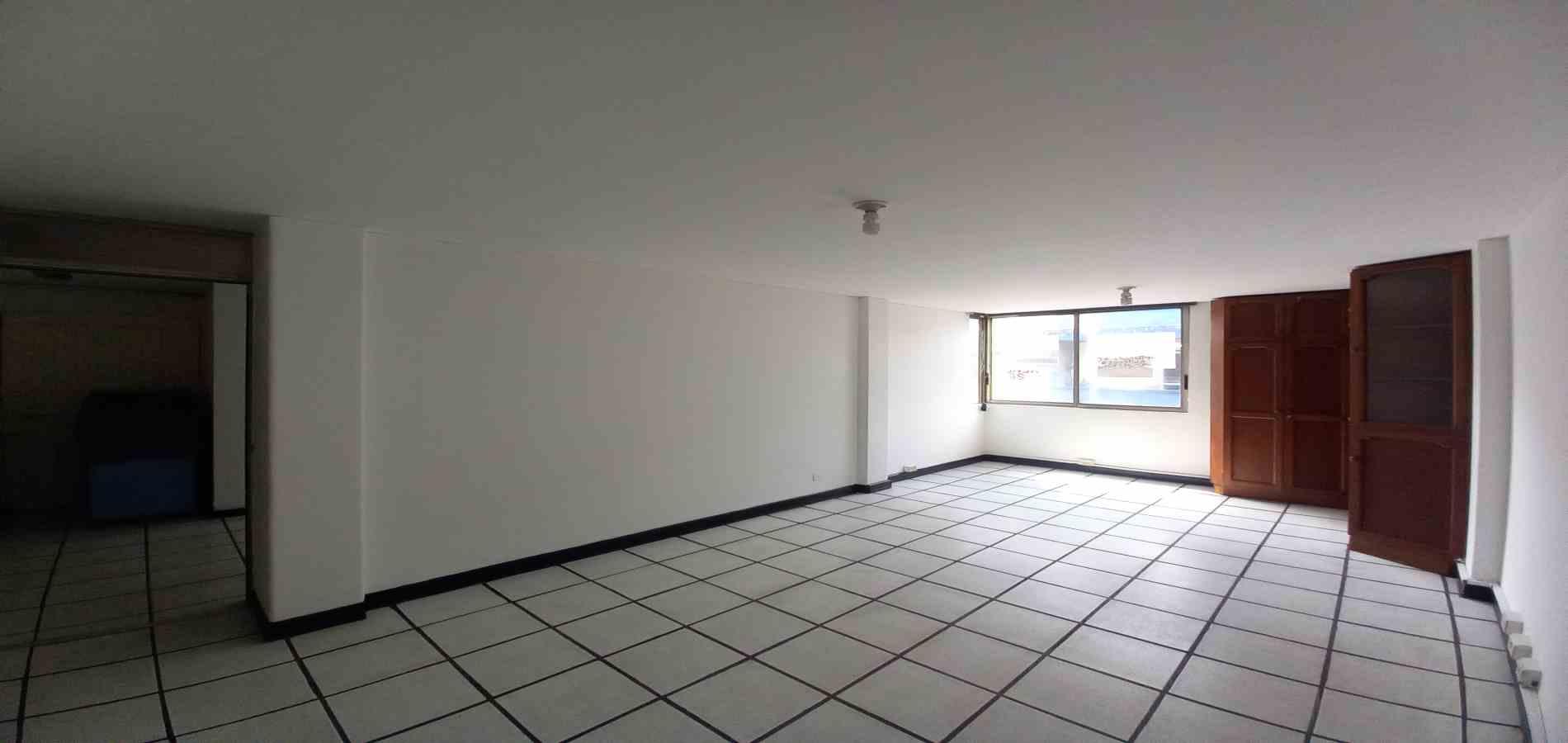 Apartamento en venta en Sector Plaza De Bolivar, Pereira · foto 12 de 24