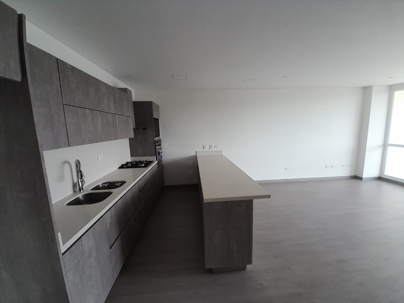 Apartamento en venta en Jardines De Tanambi, Pereira · foto 3 de 21