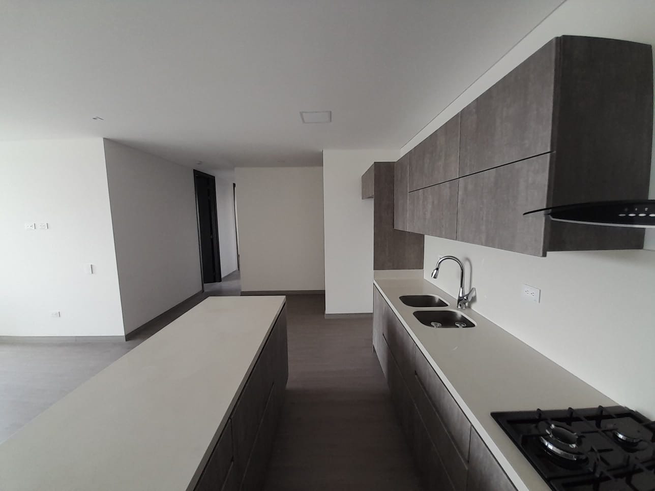 Apartamento en venta en Jardines De Tanambi, Pereira · foto 4 de 21