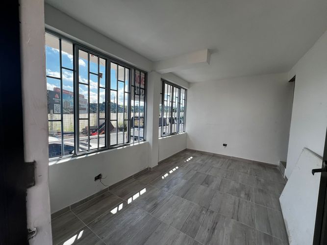 Local en arriendo en Hacienda Cuba, Pereira, 12 m² · foto 4 de 15