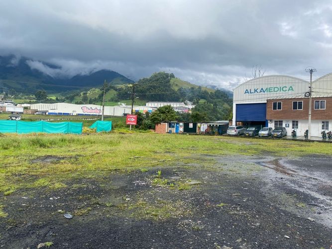 Lote en venta en Malteria, Manizales, 1500 m² · foto 9 de 13
